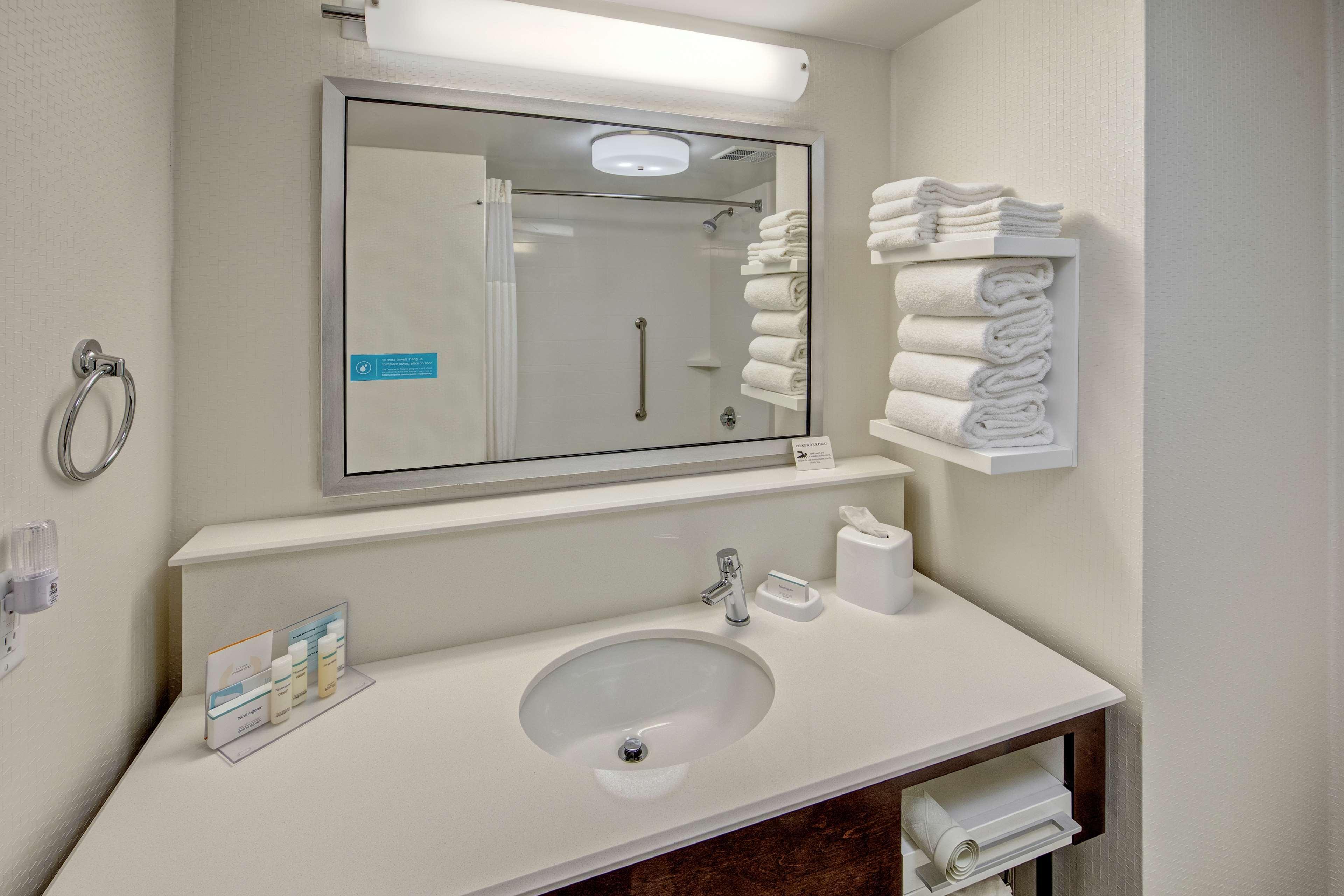 Hampton Inn Corinth מראה חיצוני תמונה